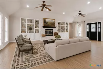 642 Phantom Rider Trail, Spring Branch, TX 78070 - Photo 3
