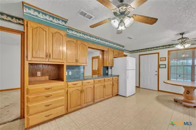 7634 Fox Trail, Belton, TX 76513 - Photo 25