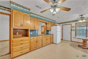 7634 Fox Trail, Belton, TX 76513 - Photo 25