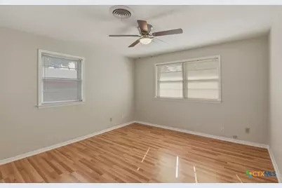 2410 Robin Road, Temple, TX 76502 - Photo 13
