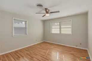 2410 Robin Rd, Temple, TX 76502 - Photo 13
