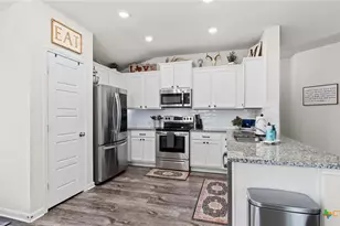 2122 Wood Drake Ln, New Braunfels, TX 78130 - Photo 7