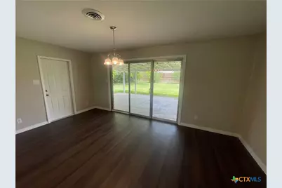 2006 Bon Aire Avenue, Victoria, TX 77901 - Photo 7