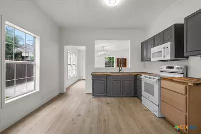 1211 S 17th Street, Temple, TX 76504 - Photo 9