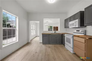 1211 S 17th St, Temple, TX 76504 - Photo 9