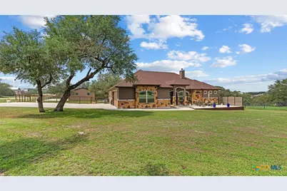 1909 Hunters Cove, New Braunfels, TX 78132 - Photo 33
