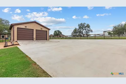 1909 Hunters Cove, New Braunfels, TX 78132 - Photo 31