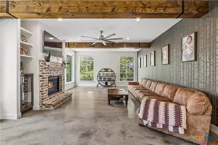 521 Rittimann Rd, Spring Branch, TX 78070 - Photo 15