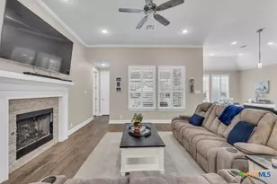 1033 Carriage Loop, New Braunfels, TX 78132 - Photo 7