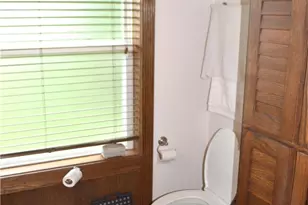 3202 N Travis Ave, Cameron, TX 76520 - Photo 23