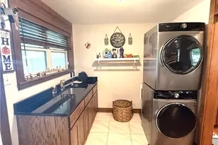 3202 N Travis Ave, Cameron, TX 76520 - Photo 25