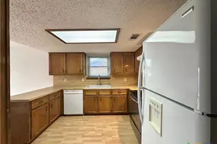 1908 Stardust St, Killeen, TX 76543 - Photo 9