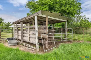 12912 Spring Valley Rd, Moody, TX 76557 - Photo 29