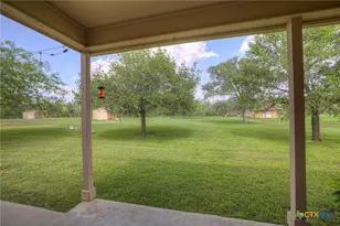 175 Creekwood Dr, Gonzales, TX 78629 - Photo 25
