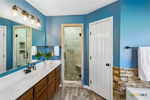 175 Creekwood Dr, Gonzales, TX 78629 - Photo 41