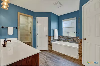 175 Creekwood Drive, Gonzales, TX 78629 - Photo 15