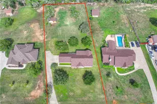175 Creekwood Dr, Gonzales, TX 78629 - Photo 35