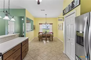 175 Creekwood Dr, Gonzales, TX 78629 - Photo 9