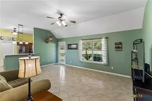175 Creekwood Dr, Gonzales, TX 78629 - Photo 13