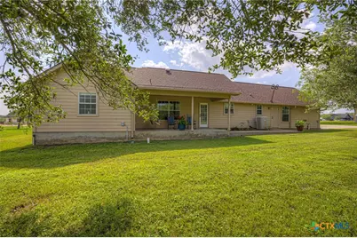 175 Creekwood Drive, Gonzales, TX 78629 - Photo 37