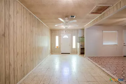 2903 Gayle Street, Victoria, TX 77901 - Photo 9