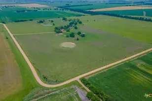 3053 Hobby Creek Rd, Burlington, TX 76519 - Photo 5