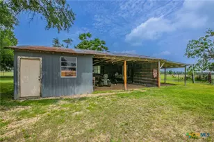 3053 Hobby Creek Rd, Burlington, TX 76519 - Photo 35