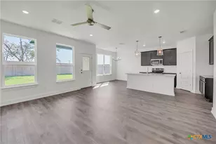 9006 Chalk Maple Dr, Killeen, TX 76542 - Photo 5