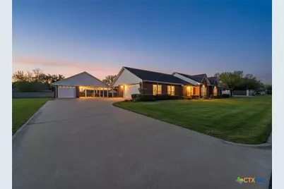 714 Louisiana Avenue, Shiner, TX 77984 - Photo 3