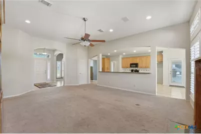 714 Louisiana Avenue, Shiner, TX 77984 - Photo 13