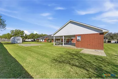 714 Louisiana Avenue, Shiner, TX 77984 - Photo 39
