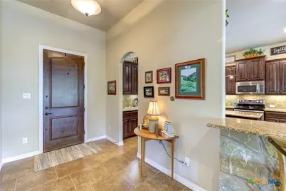 907 Shady Hollow, New Braunfels, TX 78132 - Photo 5