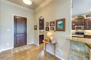907 Shady Hollow, New Braunfels, TX 78132 - Photo 5
