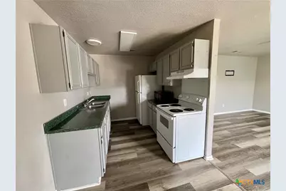 412 Alpine Street #D, Killeen, TX 76542 - Photo 5