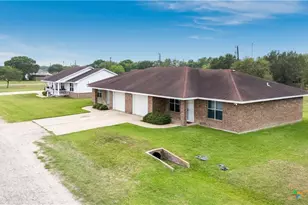 374 & 376 Navidad, Vanderbilt, TX 77991 - Photo 3