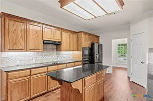 900 Salado Oaks Dr, Salado, TX 76571 - Photo 17