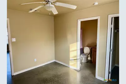 1400 Clyde Street #B, San Marcos, TX 78666 - Photo 11