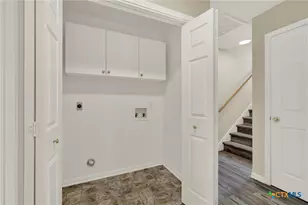 723 Woodcrest Cir, New Braunfels, TX 78130 - Photo 17