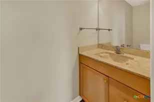 723 Woodcrest Cir, New Braunfels, TX 78130 - Photo 7