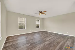 723 Woodcrest Cir, New Braunfels, TX 78130 - Photo 13