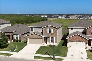332 Autumn Rouge, New Braunfels, TX 78130 - Photo 3