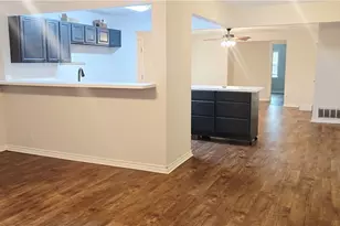 1801 Pleasant Green Dr, Victoria, TX 77905 - Photo 5