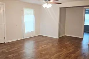 1801 Pleasant Green Dr, Victoria, TX 77905 - Photo 7