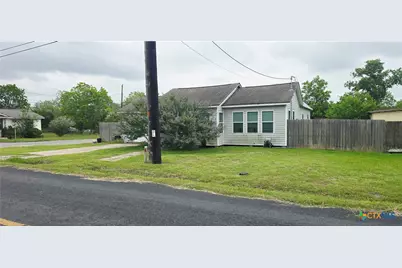 1801 Pleasant Green Drive, Victoria, TX 77905 - Photo 3