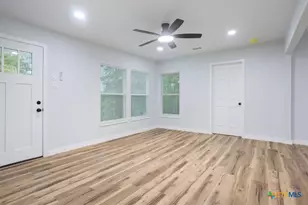 1412 E Avenue D, Temple, TX 76501 - Photo 5