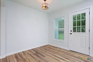 1412 E Avenue D, Temple, TX 76501 - Photo 7