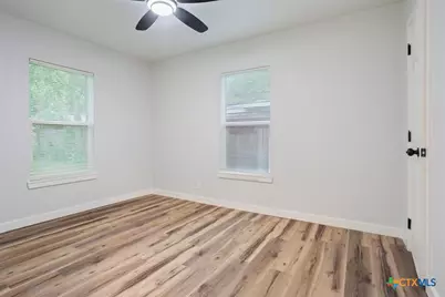 1412 E Avenue D, Temple, TX 76501 - Photo 23