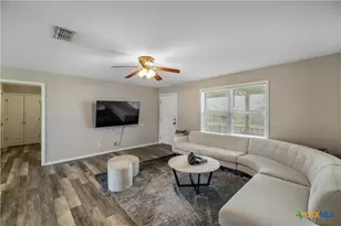 394 Navidad, Vanderbilt, TX 77991 - Photo 5