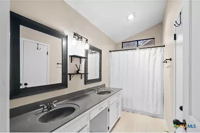 201 Amhurst Street, Victoria, TX 77904 - Photo 15
