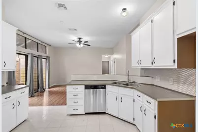 201 Amhurst Street, Victoria, TX 77904 - Photo 11